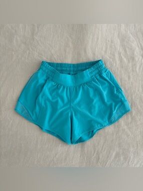 Lululemon Hotty Hot High Rise Lined Shorts Size 6 in “Electric Turquoise”